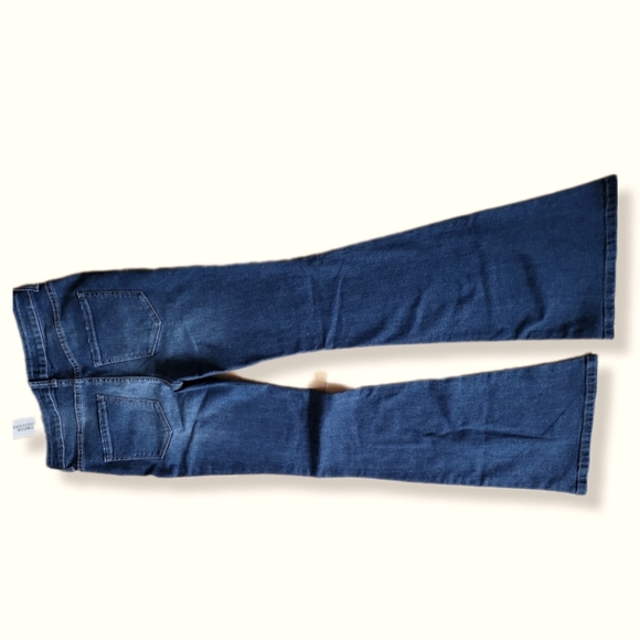 NWT Forever 21 Flare jeans size 27 - Picture 3 of 3